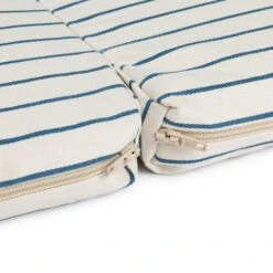 Matelas De Sol Bebop Blue Thin Stripes Natural 16 Matelas De Sol Bebop Blue Thin Stripes Natural -Magasin Général Pour Enfants bebop foldable mattress 100x100 nobodinoz 303576 OF