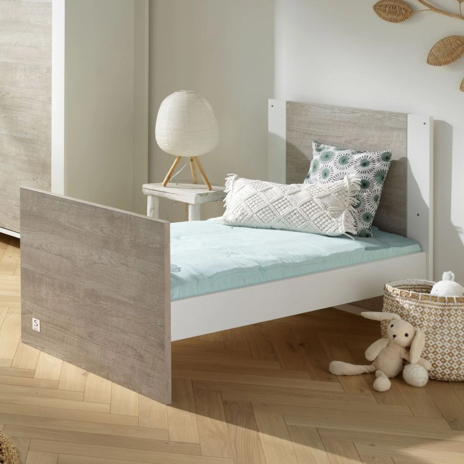 Chambre Trio Lit évolutif Bébé Little Big Bed 70x140 Cm + Armoire + Commode Loft Bois 12 Chambre Trio Lit évolutif Bébé Little Big Bed 70x140 Cm + Armoire + Commode Loft Bois – Image 10