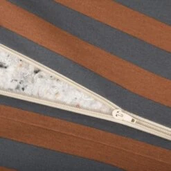 Matelas De Sol Majestic Bio Blue Brown Stripes -Magasin Général Pour Enfants matelas de sol eco majestic nobodinoz 320918 OC