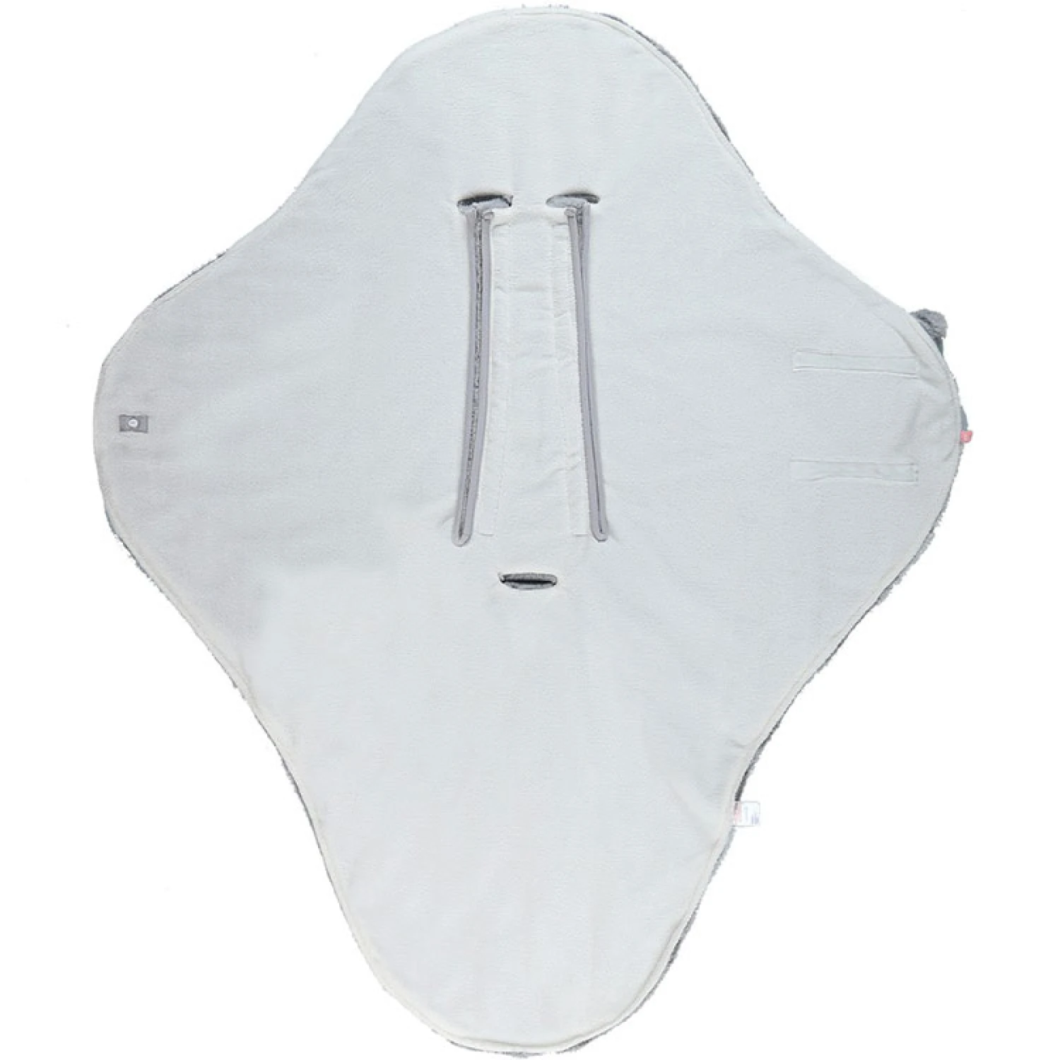 Couverture Nomade Hiver En Fausse Fourrure Gris Clair 4 Couverture Nomade Hiver En Fausse Fourrure Gris Clair – Image 2