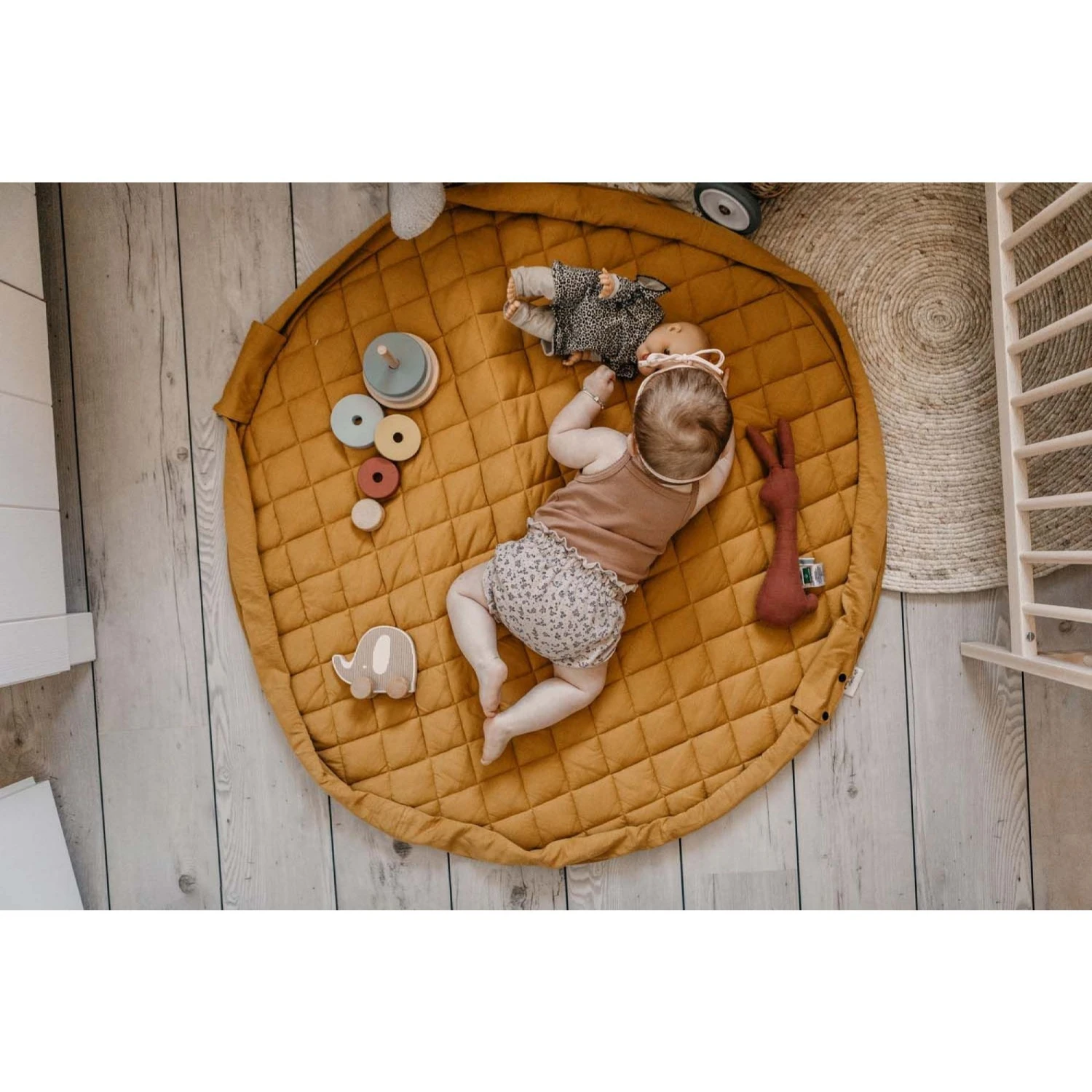 Play&Go Sac à Jouets / Tapis D'éveil 2 En 1 En Coton Bio Mustard Chai Tea 8 Play&Go Sac à Jouets / Tapis D'éveil 2 En 1 En Coton Bio Mustard Chai Tea – Image 6