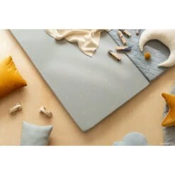 Matelas De Sol Coton Bio St Barth Willow Soft Blue 8 Matelas De Sol Coton Bio St Barth Willow Soft Blue -Magasin Général Pour Enfants st barth mattress 60x120x4 willow soft blue nobodinoz OB