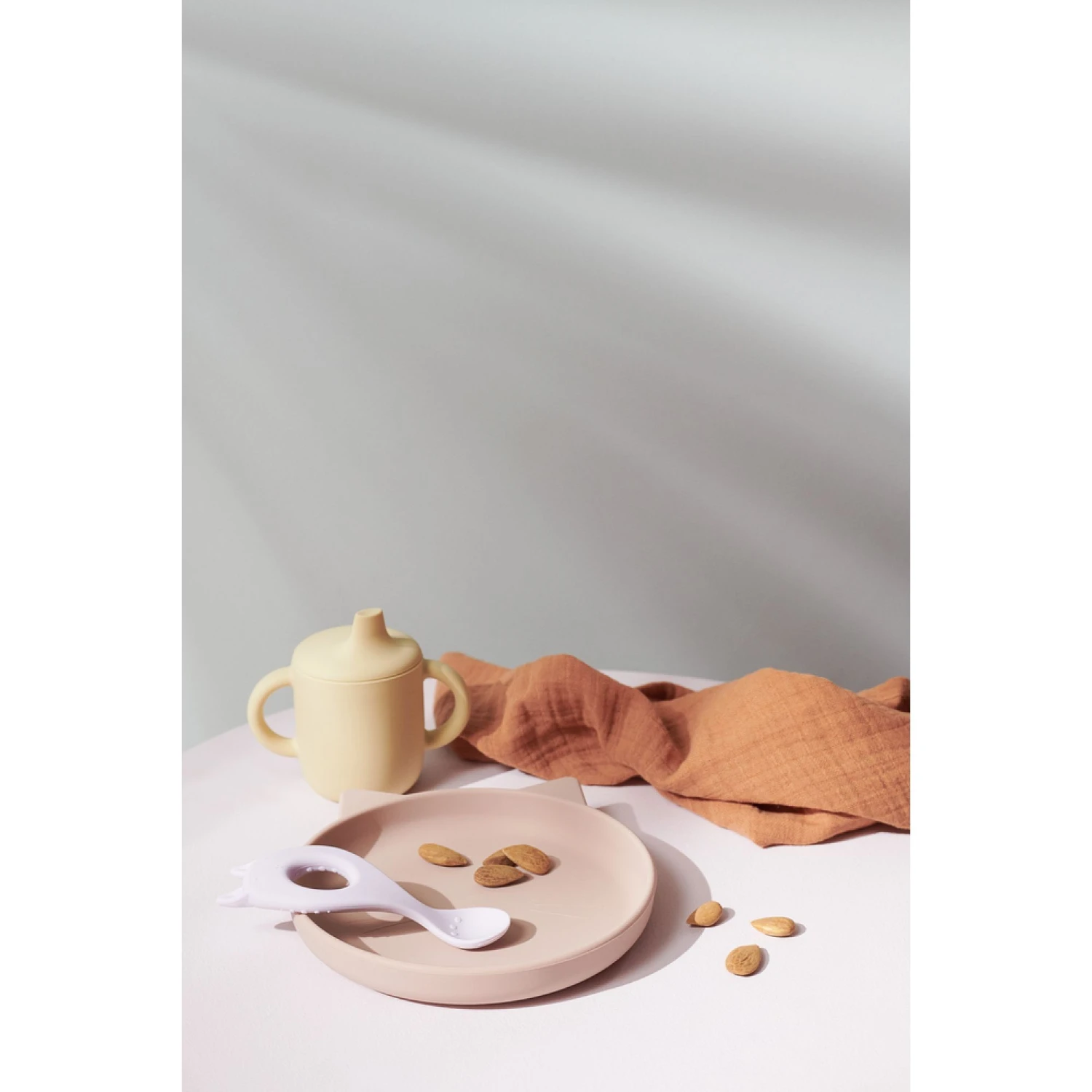 Liewood Tasse D'apprentissage 150ml Neil Dino Peppermint 8 Liewood Tasse D'apprentissage 150ml Neil Dino Peppermint – Image 6