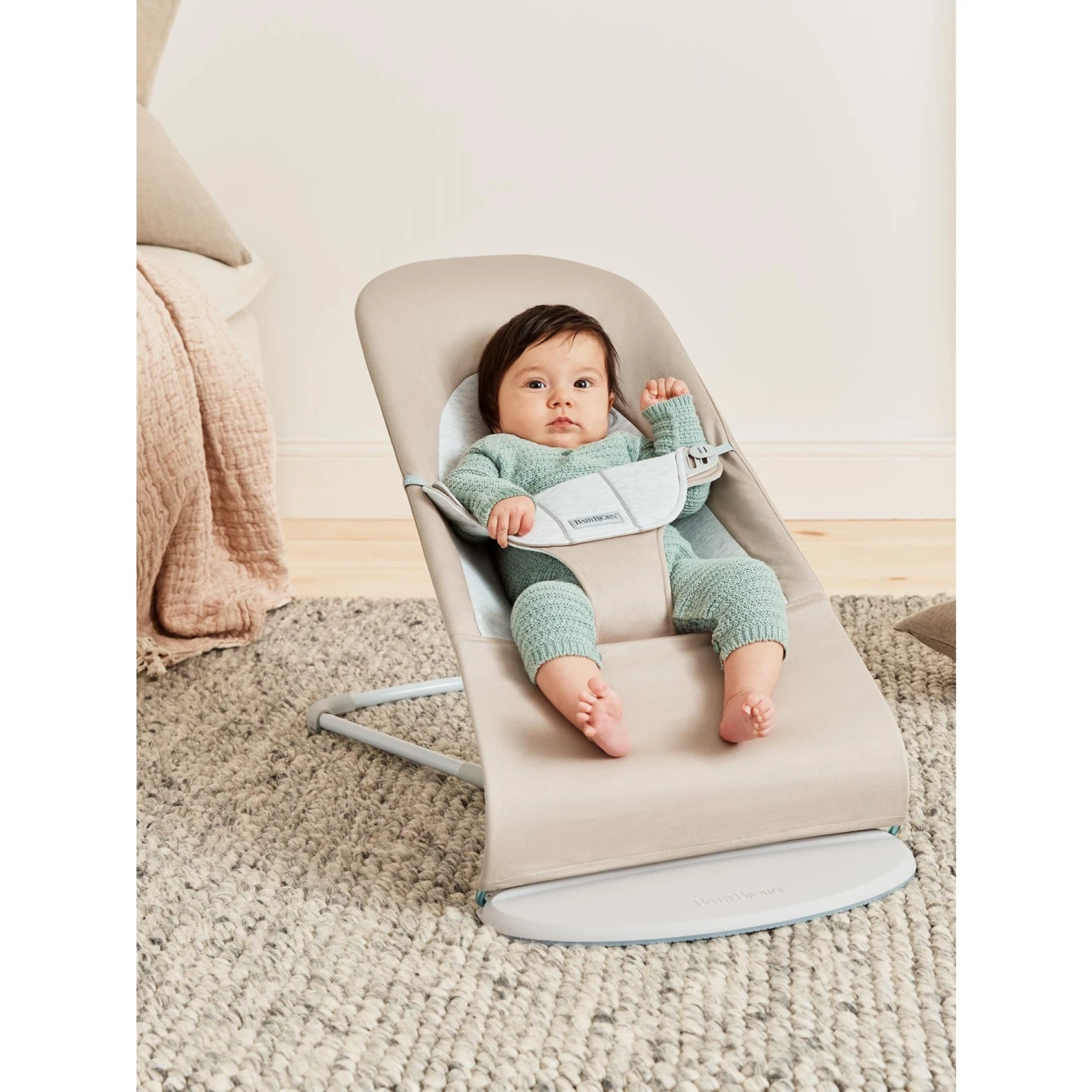 BabyBjörn Transat Bébé Balance Soft Coton Et Jersey Beige Et Gris Cadre Gris Clair 6 BabyBjörn Transat Bébé Balance Soft Coton Et Jersey Beige Et Gris Cadre Gris Clair – Image 4