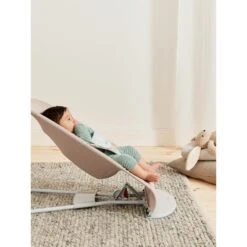 BabyBjörn Transat Bébé Balance Soft Coton Et Jersey Beige Et Gris Cadre Gris Clair 15 BabyBjörn Transat Bébé Balance Soft Coton Et Jersey Beige Et Gris Cadre Gris Clair -Magasin Général Pour Enfants transat balance soft cadre gris clair cotonjersey beigegris babybjorn OF